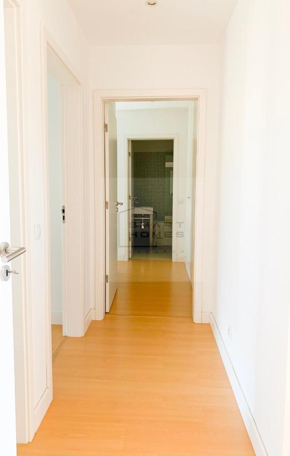 Bright & Spacious 2 Bed Flat 2 Bath W Garage In Lagos Marina Extérieur photo