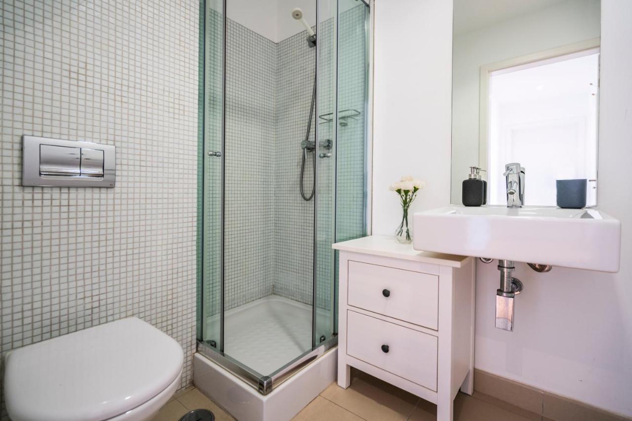 Bright & Spacious 2 Bed Flat 2 Bath W Garage In Lagos Marina Extérieur photo